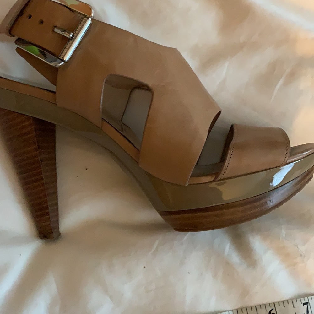 Michael Kors platforms - Picture 5 of 7